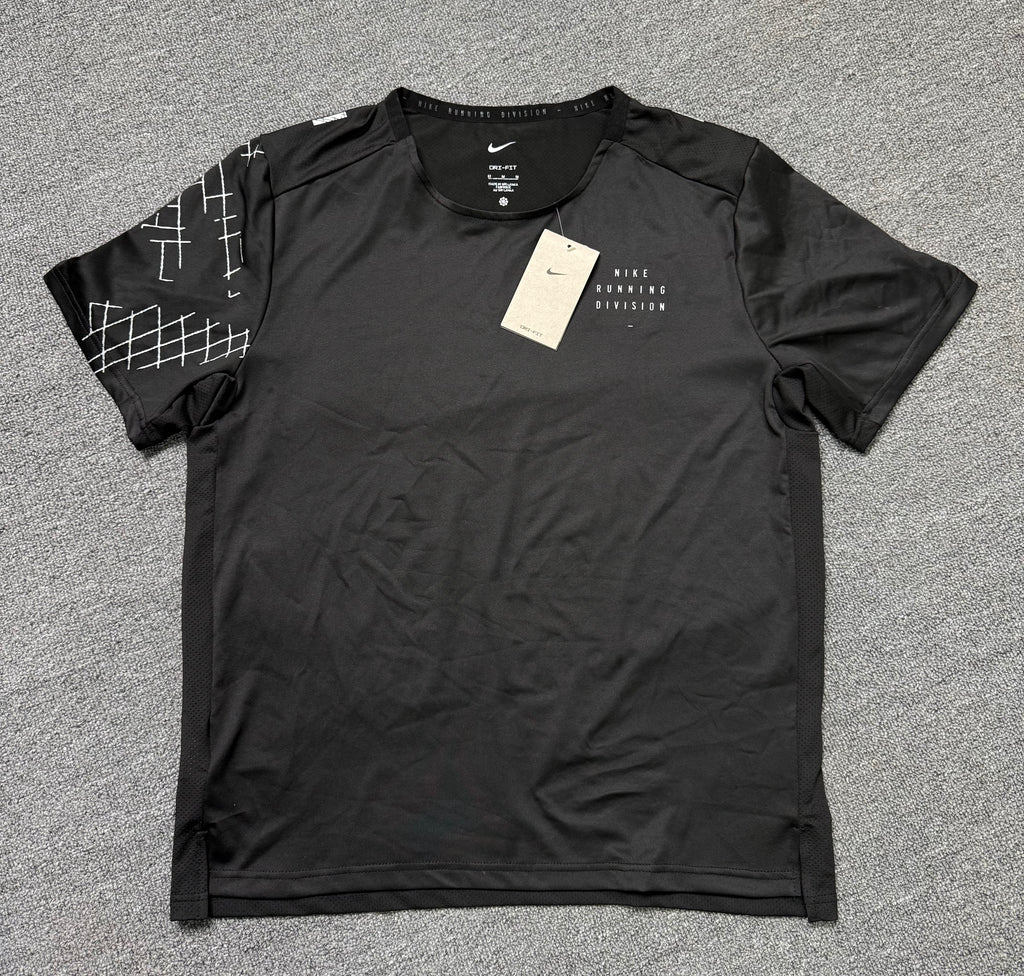 T-Shirt Divison