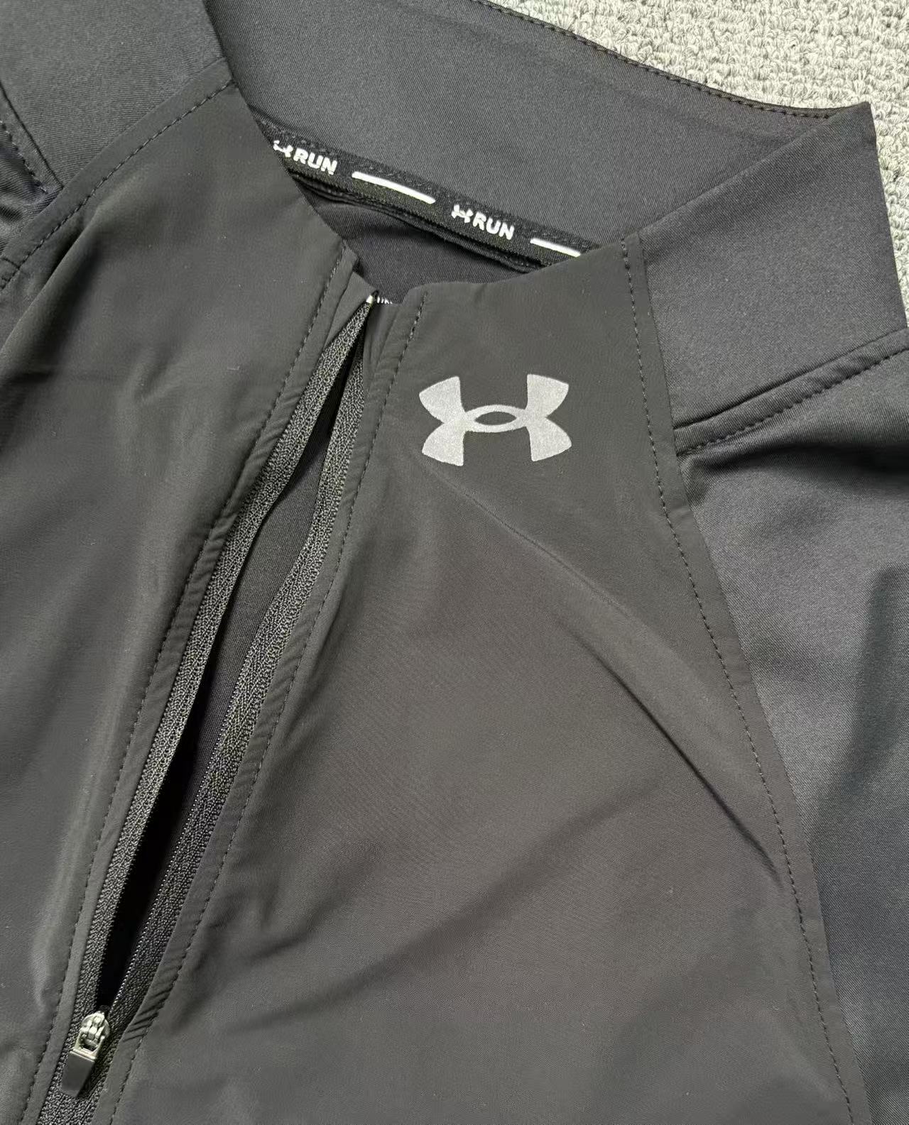 Zip Under Armour